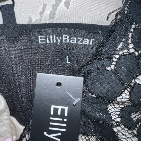 Elegant Black Lace Midi Dress - Picture 8 of 16